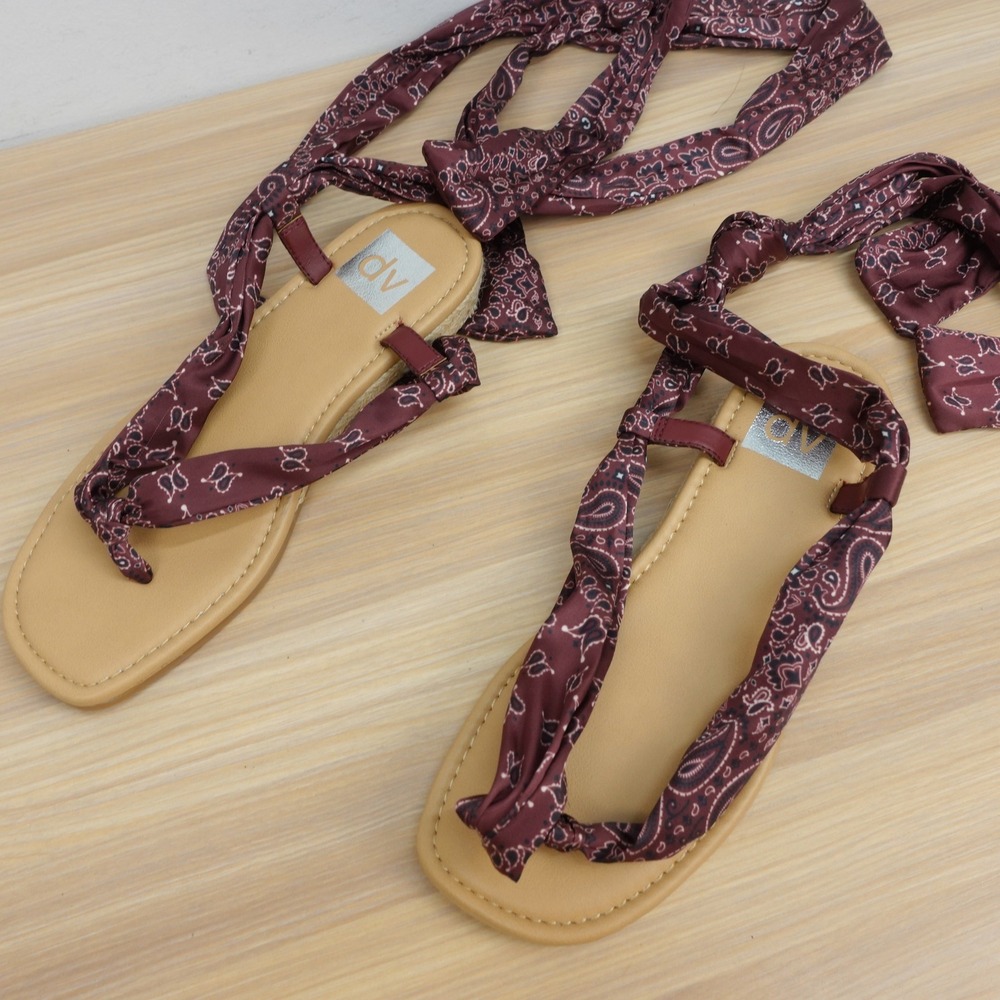 Y2K Coastal Cowgirl Flat Sandals Womens 6 Beige Burgundy Paisley DV Dolce Vita